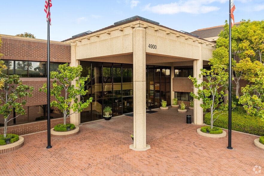 4920 Rivergrade Rd, Irwindale, CA à louer - Photo principale – Image 1 sur 6