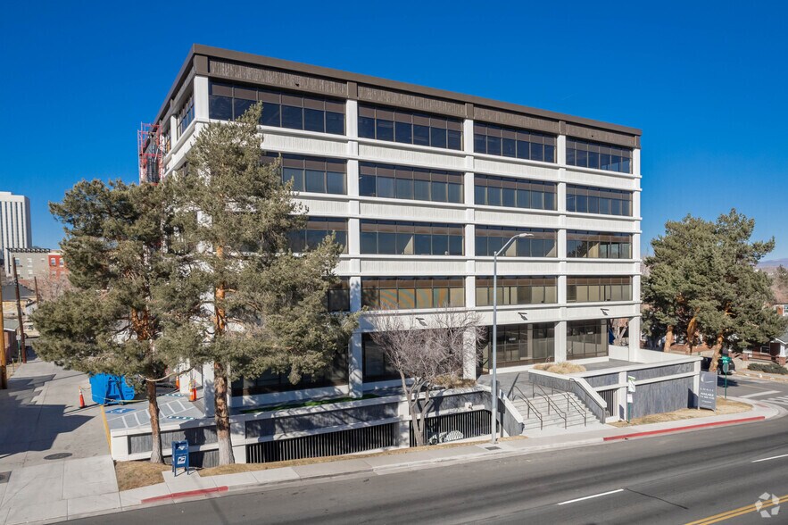 245 E Liberty St, Reno, NV à vendre - Photo de l’immeuble – Image 3 sur 14