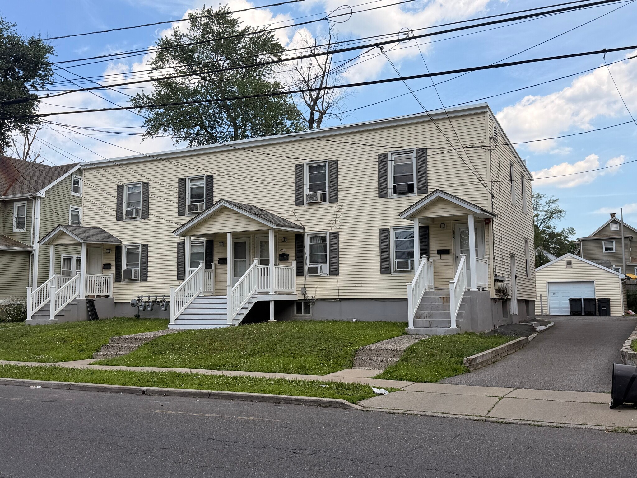 256-262 Grove st, North Plainfield, NJ à vendre Photo principale– Image 1 sur 2