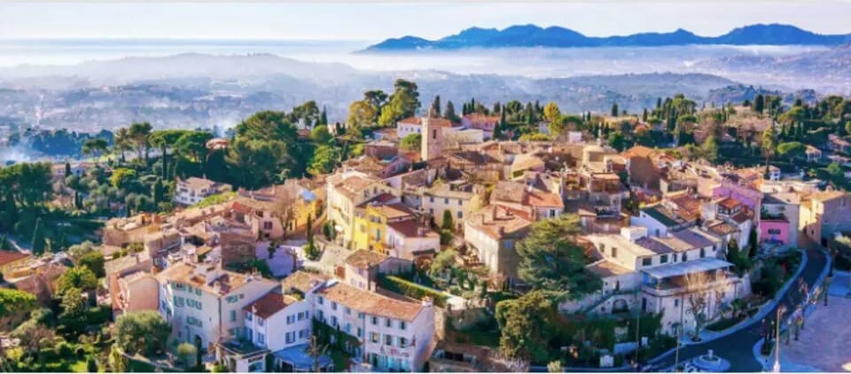 Terrain dans Mougins à louer - Aérien – Image 1 sur 1