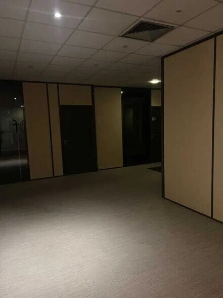 16 Avenue Jean D'Alembert, Trappes à louer - Photo de l’immeuble – Image 3 sur 7