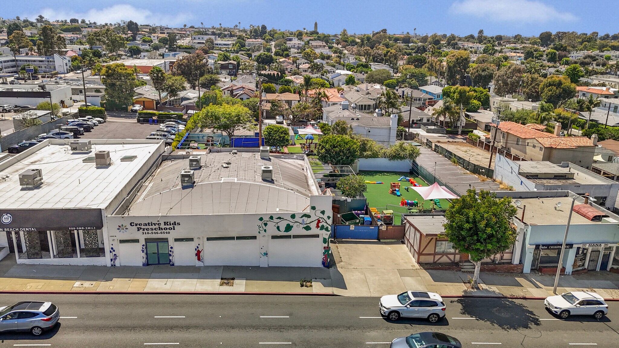 1203 N Sepulveda Blvd, Manhattan Beach, CA à vendre Photo principale– Image 1 sur 20