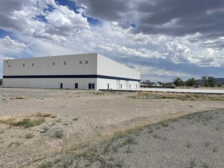 Plus de détails pour 390-395 Logan Lane Ln, Fernley, NV - Industriel/Logistique à vendre