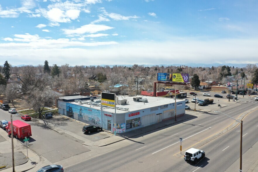 7740 E Colfax Ave, Denver, CO à louer - Photo de l’immeuble – Image 2 sur 2