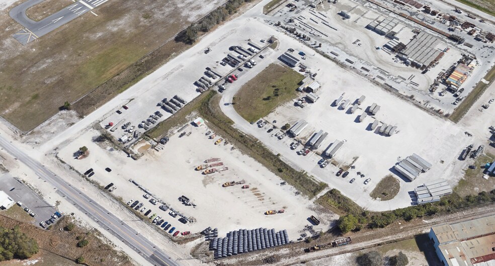 4609 Lykes Rd, Plant City, FL à louer - Photo de l’immeuble – Image 2 sur 3