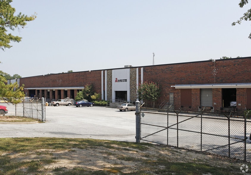 6040 Lagrange Blvd SW, Atlanta, GA à louer - Photo principale – Image 1 sur 3