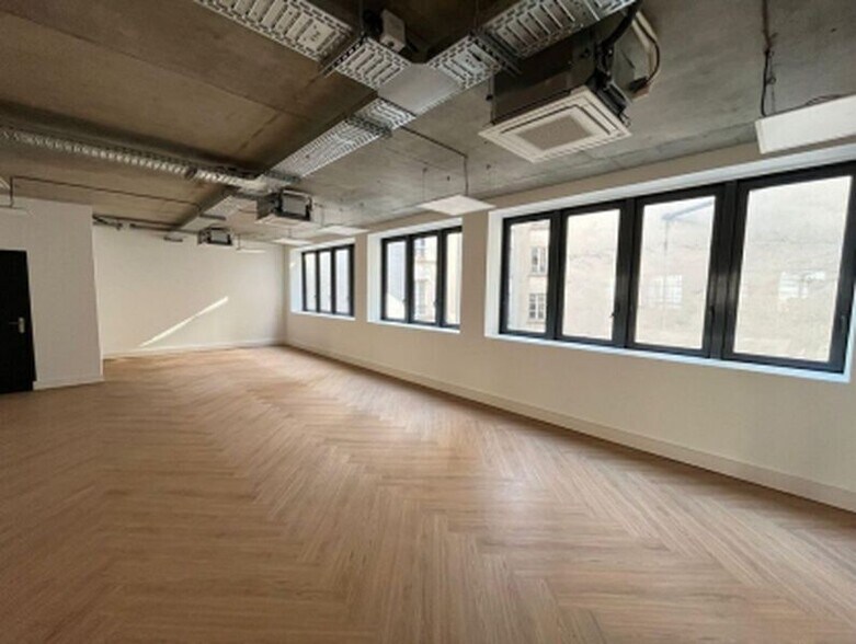 18 Rue D'Hauteville, Paris à louer - Photo intérieure – Image 3 sur 9