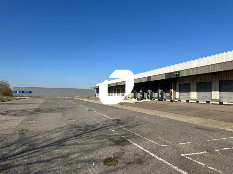 2 Rue Georges Claude, Ennery à louer - Photo de l’immeuble – Image 1 sur 4