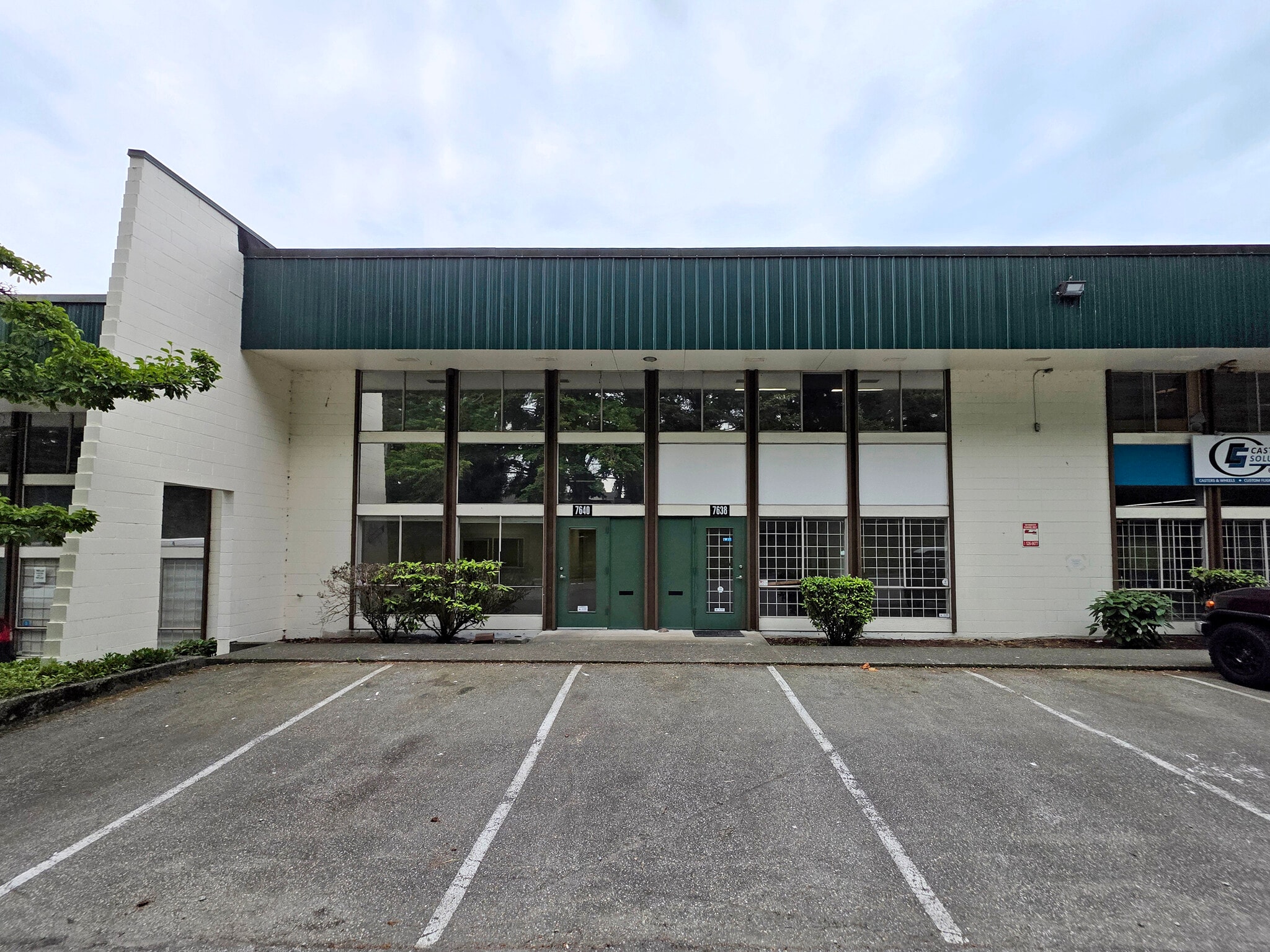 7618-7648 Winston St, Burnaby, BC à louer Photo intérieure– Image 1 sur 6