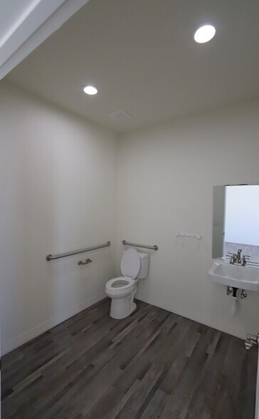 3942 Frontage rd, Bullhead City, AZ à vendre - Photo intérieure – Image 3 sur 10