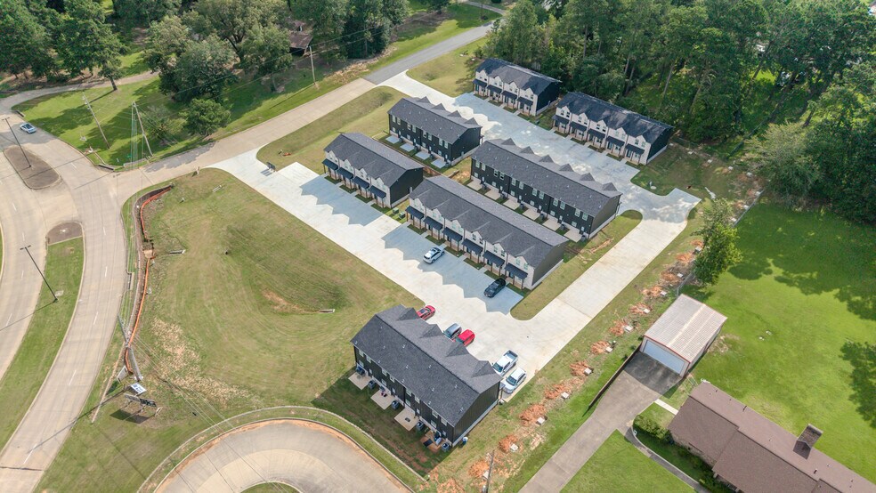 6702 University Ave, Texarkana, TX à vendre - Photo de l’immeuble – Image 2 sur 33