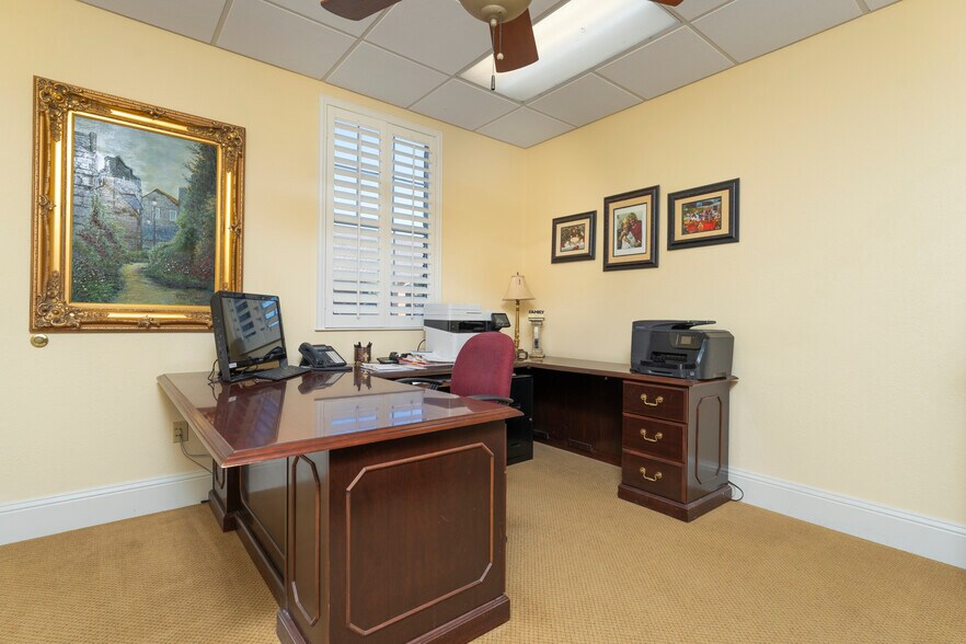 2308 Michigan Ct, Arlington, TX à vendre - Photo de l’immeuble – Image 3 sur 9