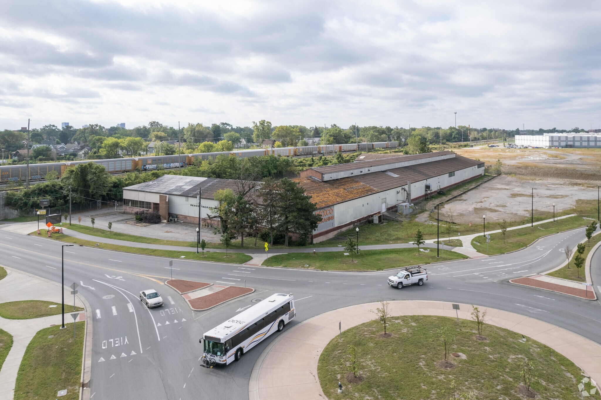 795 Berdan Ave, Toledo, OH à louer Aérien– Image 1 sur 2