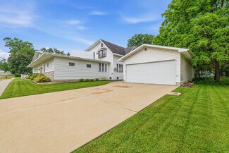 Plus de détails pour 181 S Main St, Markesan, WI - Bureau à vendre