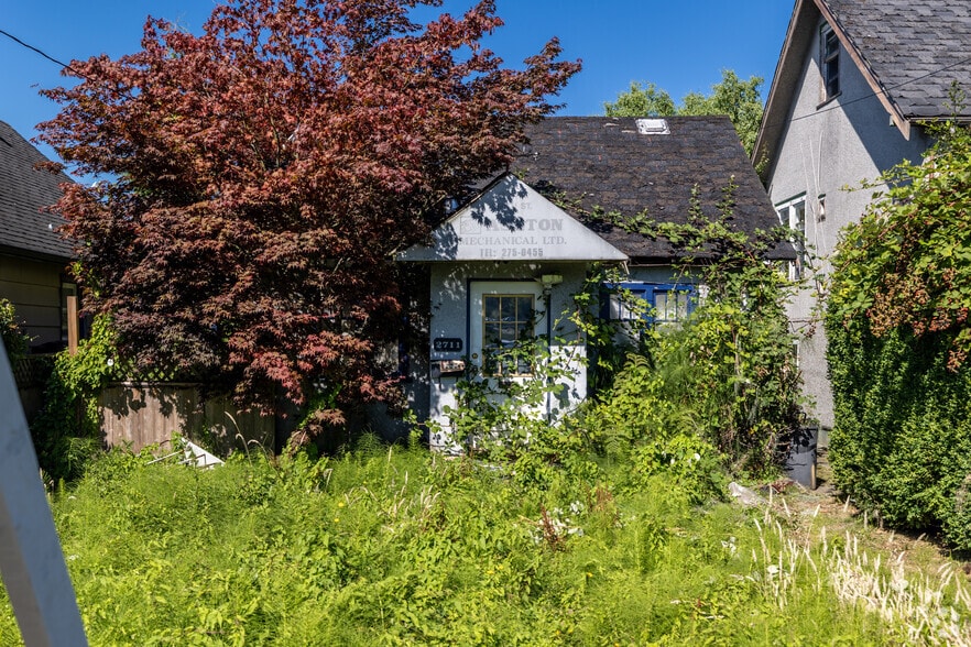 2711 Smith St, Richmond, BC à vendre - Photo principale – Image 1 sur 2