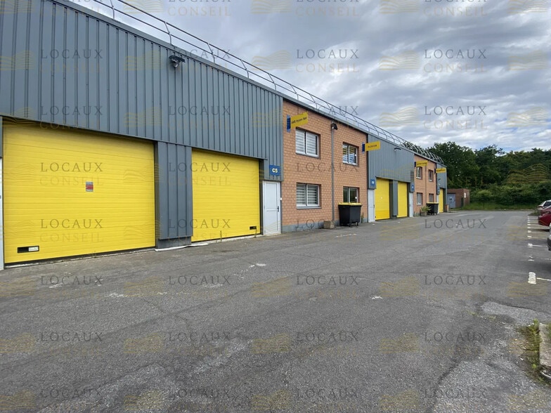 24 Avenue Des Bethunes, SAINT-OUEN-L'AUMONE à louer - Photo de l’immeuble – Image 2 sur 8