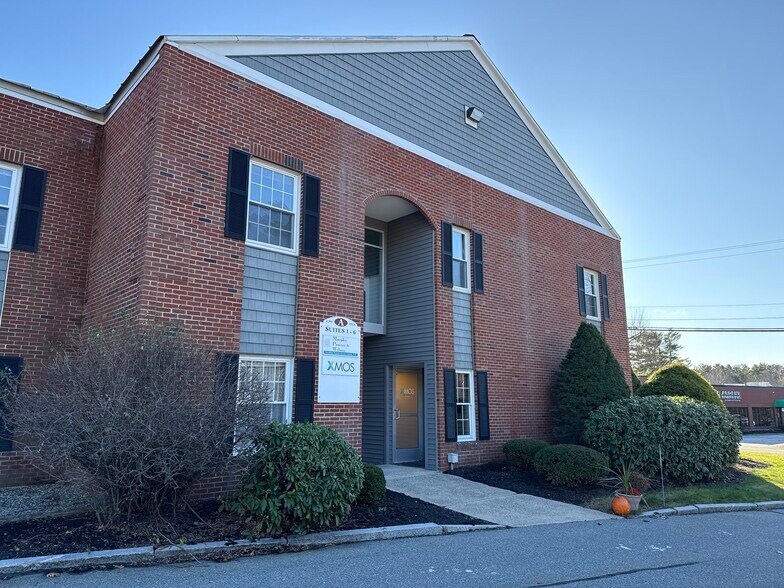1 Merrill Industrial Dr, Hampton, NH à vendre - Photo principale – Image 1 sur 2