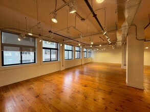 1217 Sansom St, Philadelphia, PA à louer Photo intérieure– Image 2 sur 3