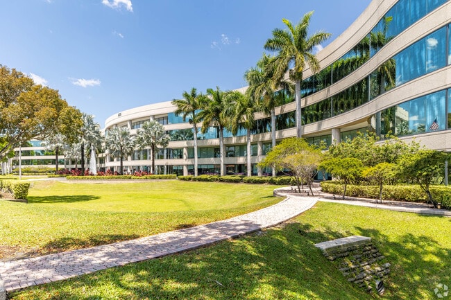Plus de détails pour 2255 glades Rd, Boca Raton, FL - Bureau à louer