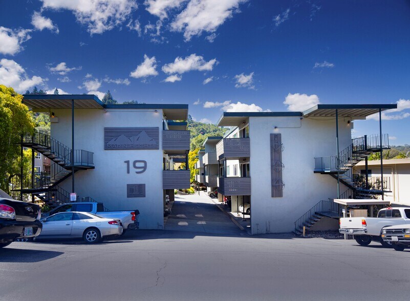 19 Merrydale Rd, San Rafael, CA à vendre - Photo de l’immeuble – Image 1 sur 12