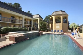 Plus de détails pour 112 S Access Rd, Longview, TX - Hôtellerie à vendre