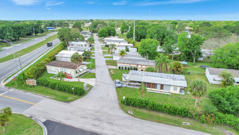 2800 NE 5th Trl, Okeechobee, FL à vendre - Aérien – Image 1 sur 20