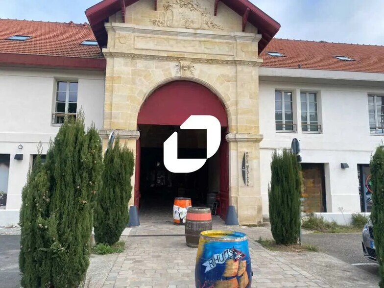 Bureau dans Léognan à louer - Photo de l’immeuble – Image 1 sur 1
