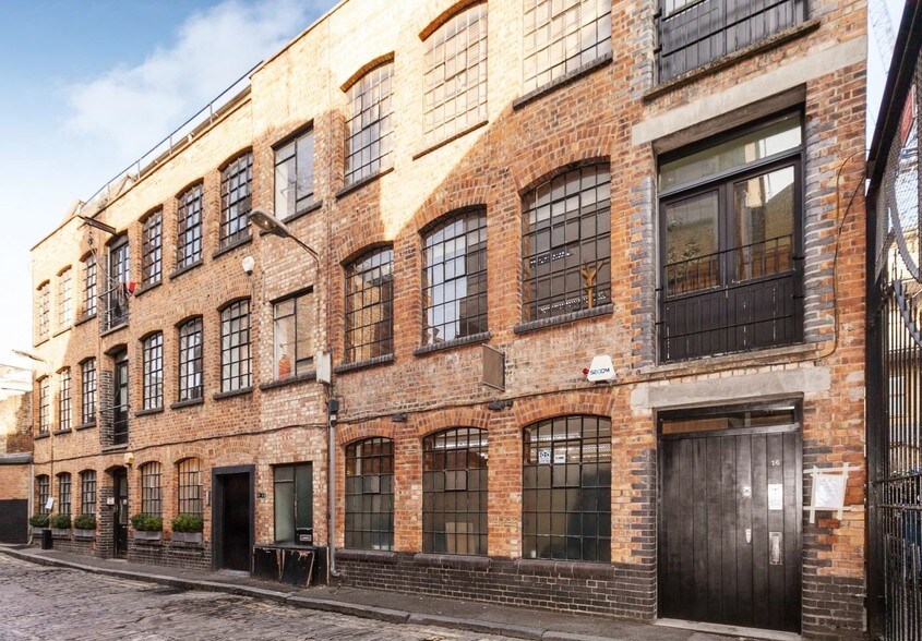 15 Cottons Gdns, Londres à vendre - Photo de l’immeuble – Image 2 sur 20