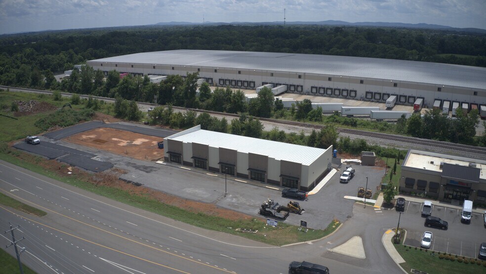 4905 NW Broad St, Murfreesboro, TN à louer - Photo de l’immeuble – Image 2 sur 6