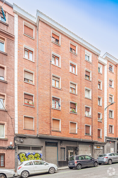 Calle Médico Antonio Eguiluz, 6, Bilbao, Vizcaya à vendre - Photo de l’immeuble – Image 2 sur 3