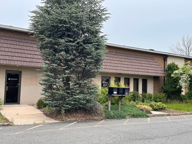 170 Us Highway 206, Hillsborough, NJ à vendre - Photo de l’immeuble – Image 2 sur 11