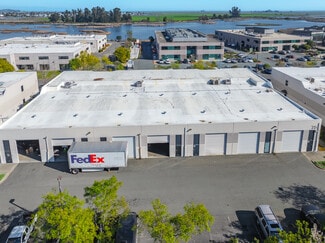 Plus de détails pour 75 Digital Dr, Novato, CA - Industriel/Logistique à louer
