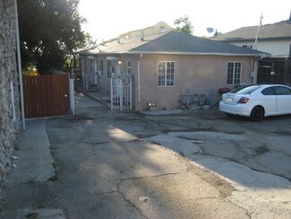 Plus de détails pour 10143-10145 Mountair Ave, Tujunga, CA - Logement à vendre