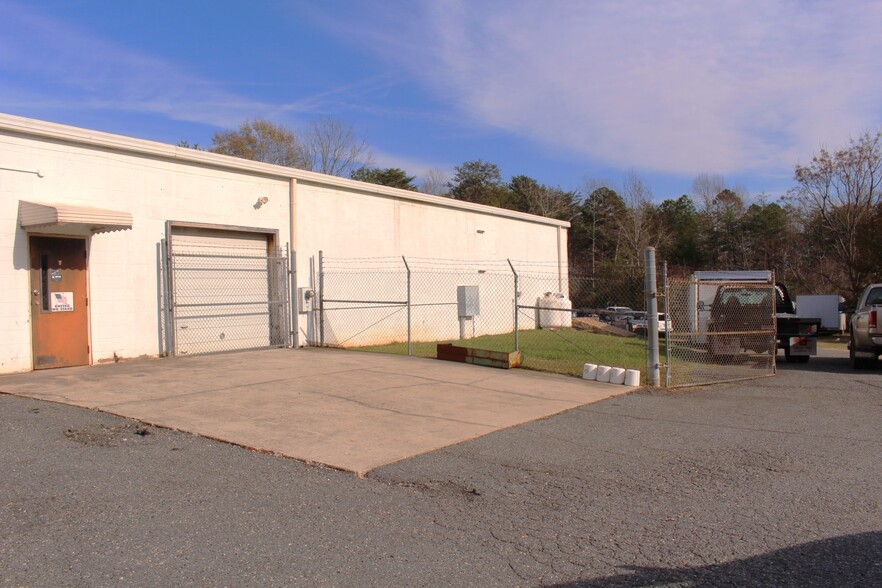 994 Rhyne Rd, Clover, SC à vendre - Photo de l’immeuble – Image 2 sur 42