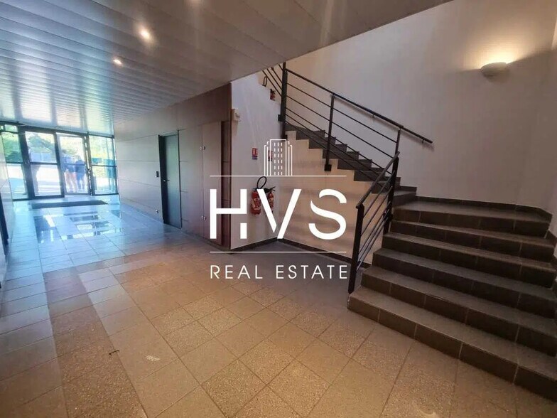 Bureau dans Aix-en-Provence à louer - Photo de l’immeuble – Image 3 sur 4