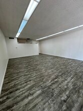 947-959 Front St, Novato, CA à louer Photo intérieure– Image 2 sur 5