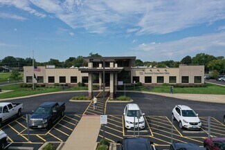 Plus de détails pour 816 Featherstone Rd, Rockford, IL - Bureau à vendre