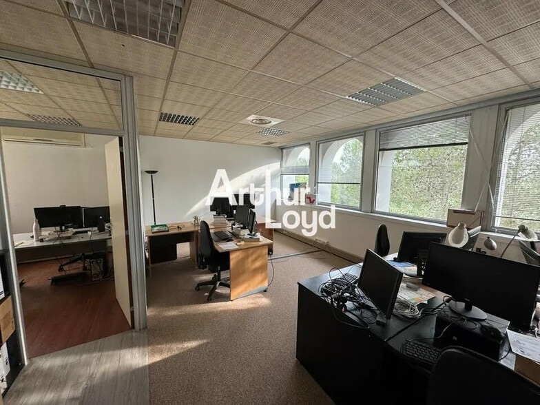 Bureau dans Valbonne à vendre - Photo de l’immeuble – Image 3 sur 5