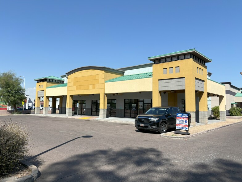 3925 N 67th Ave, Phoenix, AZ à louer - Photo de l’immeuble – Image 1 sur 13