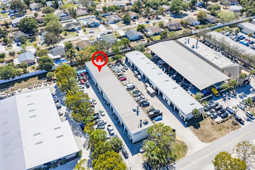 170 Business Park Way, Royal Palm Beach, FL à louer - Photo de l’immeuble – Image 2 sur 32