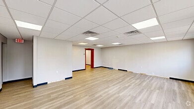 3 McCullough Dr, New Castle, DE à louer Numérisation 3D Matterport– Image 1 sur 16