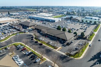 4640 Spyres Way, Modesto, CA - Vue aérienne  vue de carte