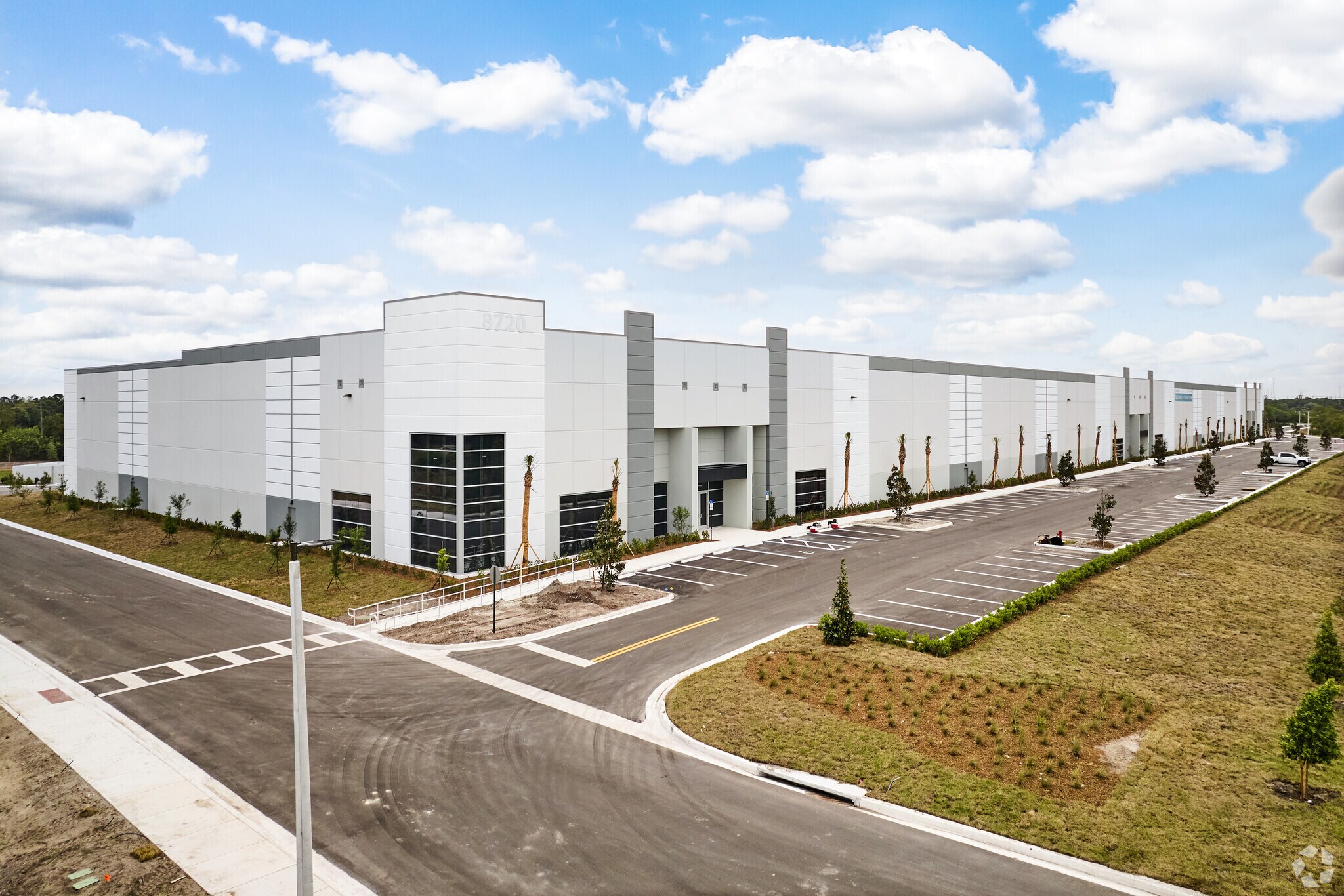 Glades Logistics Park portefeuille de 2 biens à vendre sur LoopNet.fr Photo de l’immeuble– Image 1 sur 9