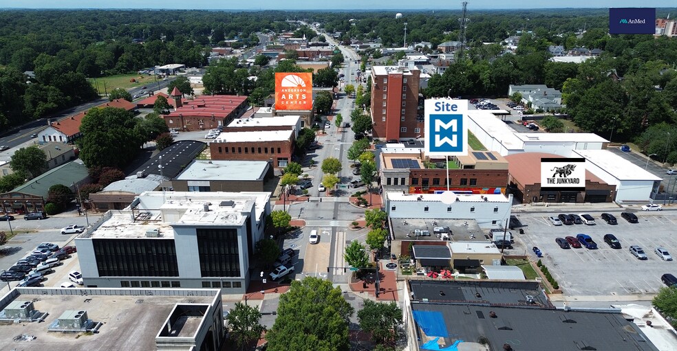 216 N Main St, Anderson, SC à vendre - Photo de l’immeuble – Image 2 sur 4