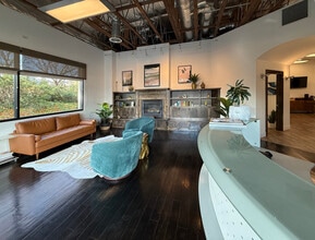 1458 NW College Way, Bend, OR à louer Photo intérieure– Image 1 sur 8