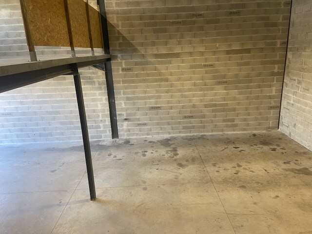 12 Rue Léopha, Mions à louer - Photo intérieure – Image 3 sur 9
