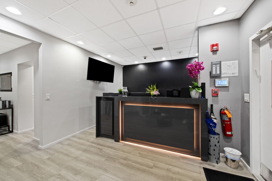 825-875 Meadows Rd, Boca Raton, FL à louer - Photo intérieure – Image 3 sur 27