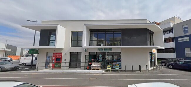 Plus de détails pour Local d'activités à louer