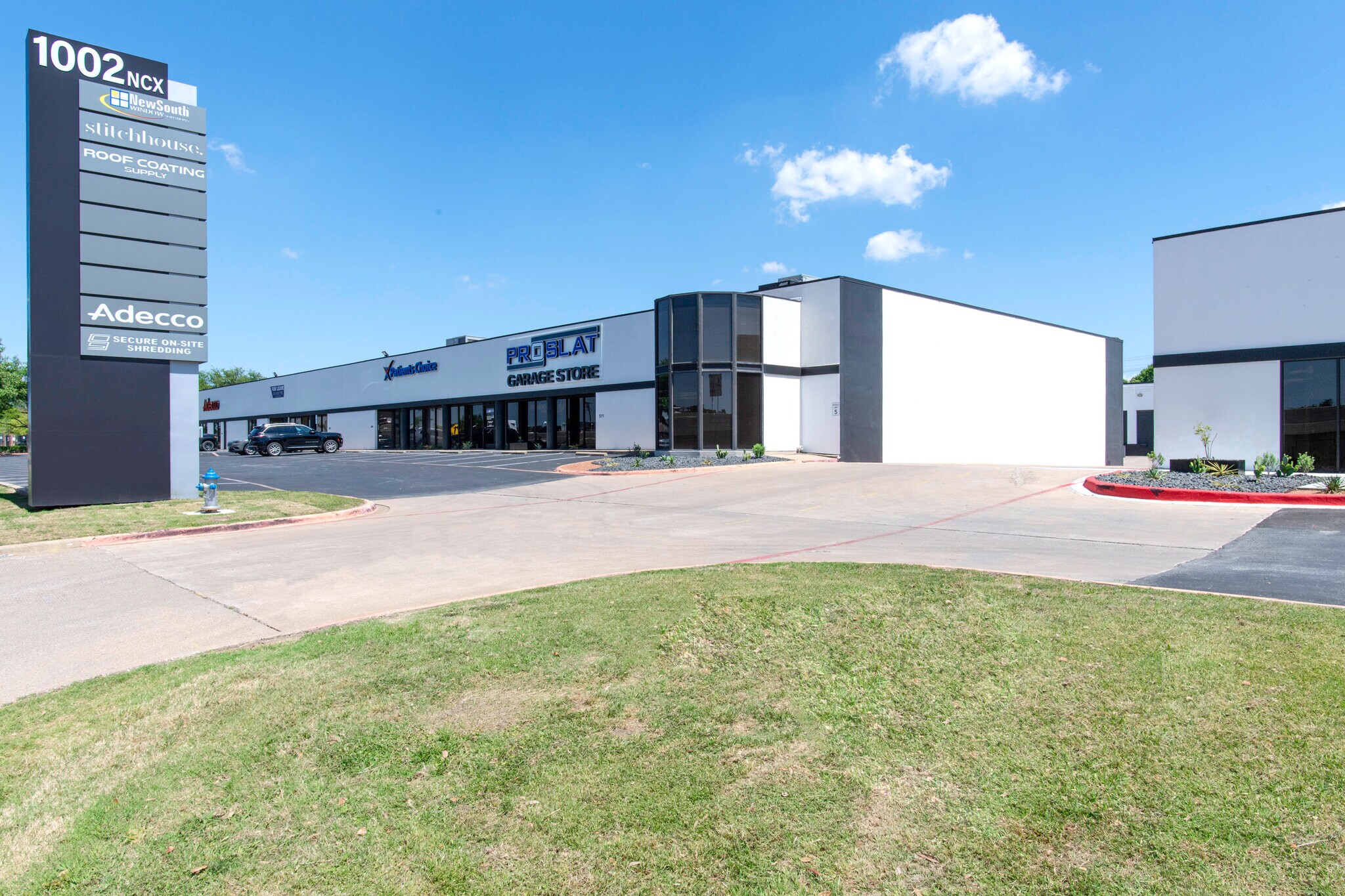 1002 N Central Expy, Richardson, TX à louer Photo de l’immeuble– Image 1 sur 27