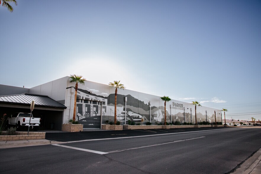 309 W Riverside Dr, Parker, AZ à vendre - Photo de l’immeuble – Image 2 sur 10